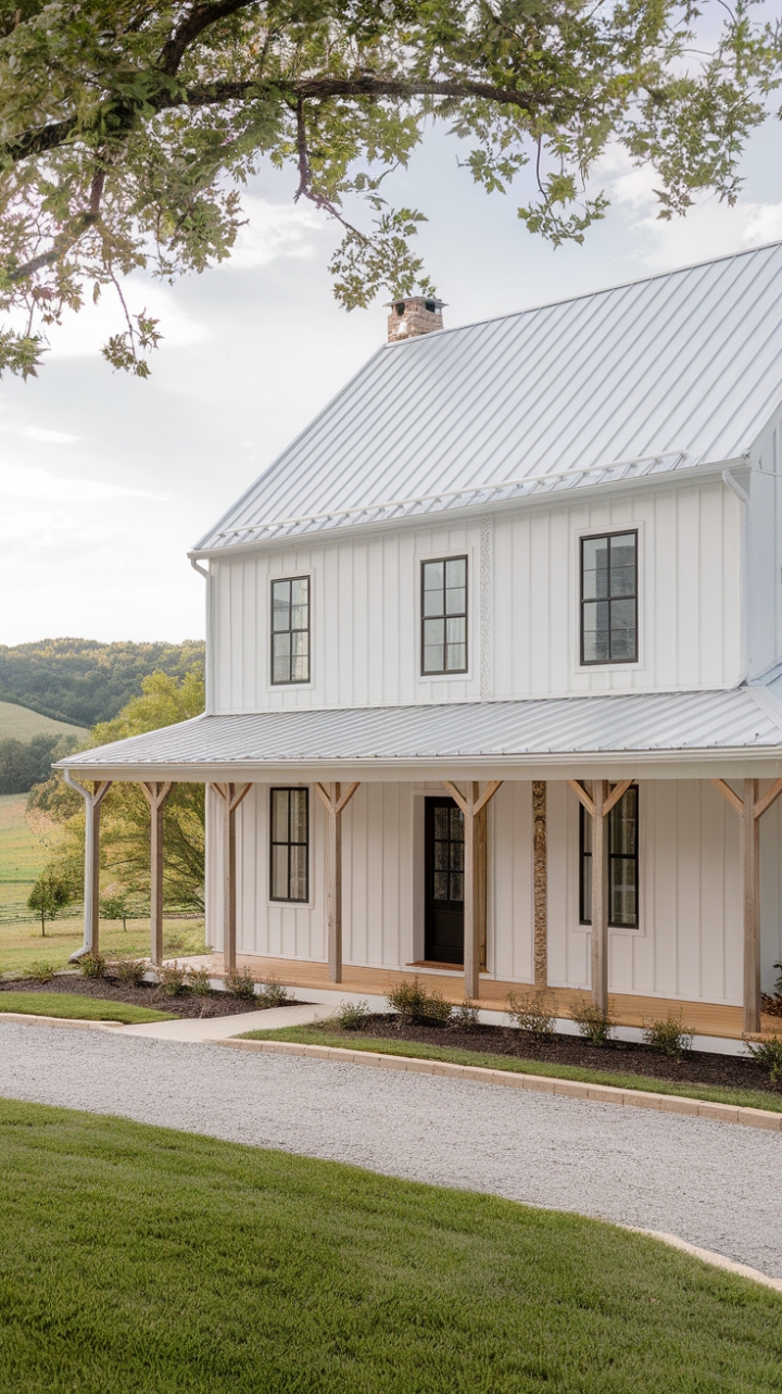Timeless Elegance: A Modern Farmhouse with Classic Charm