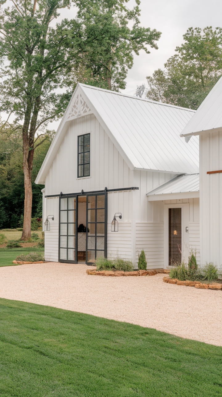 Rustic Elegance: A Modern Farmhouse Retreat